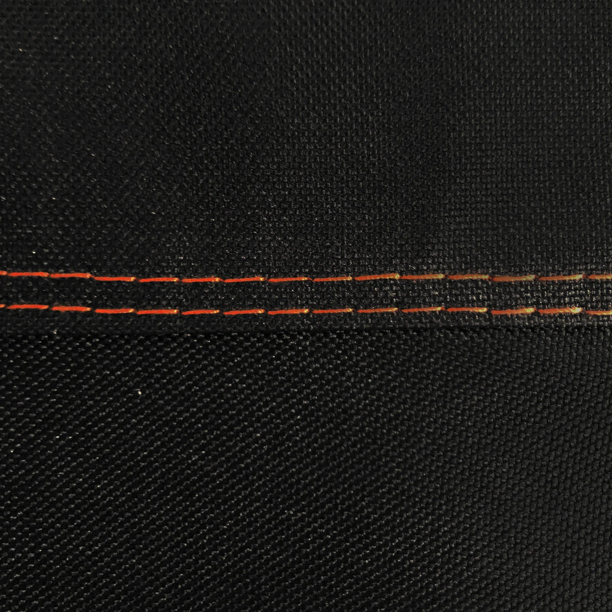 Close up of double stitched seams on the Masterbuilt Gravity Series BBQ cover