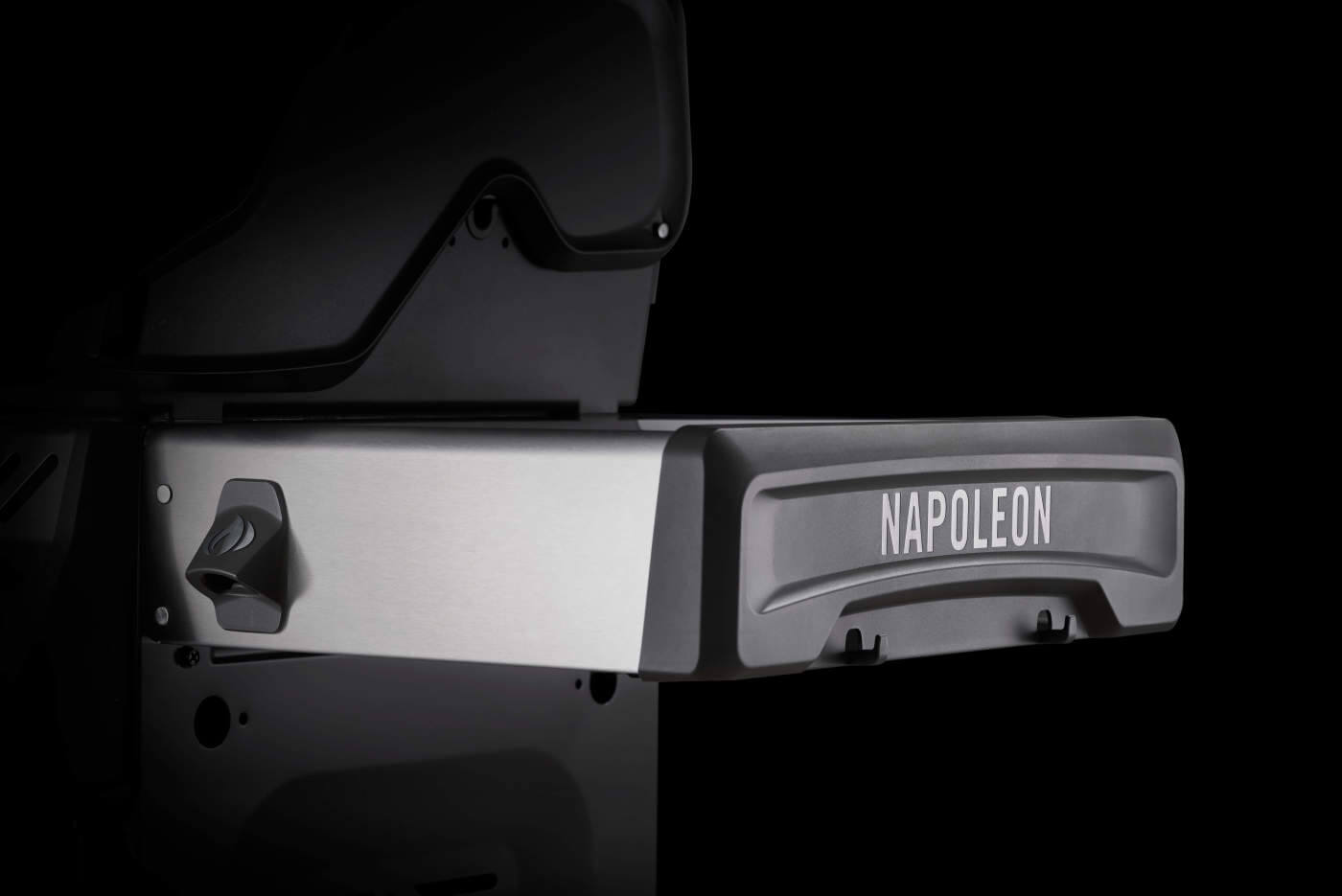 Napoleon Rogue® SE 425 RSB with Side and Rear Burners