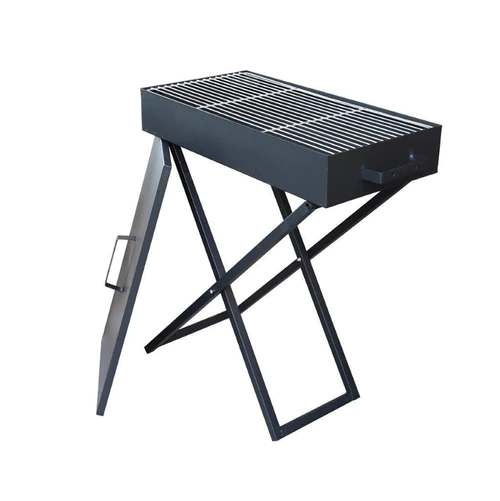 Medium Classic Charcoal BBQ Grill