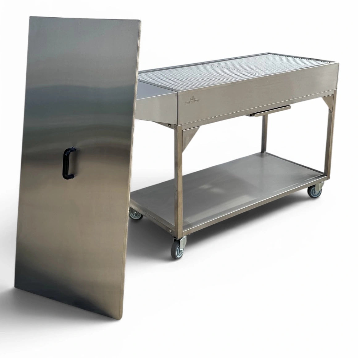 Elite BBQ HD commercial charcoal BBQ with removed stainless steel lid