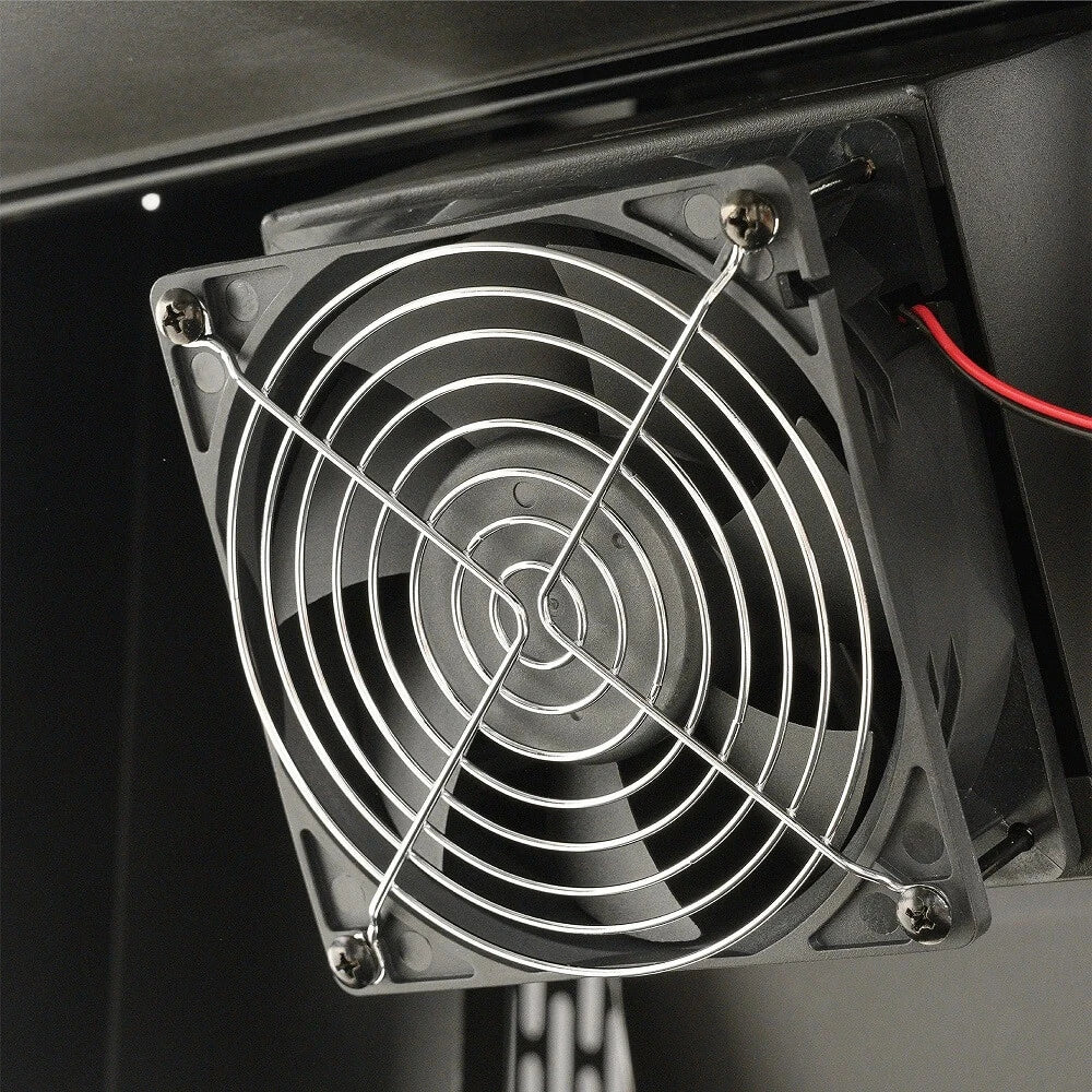 DigitalFan temperature control system inside the Masterbuilt Gravity Series 600