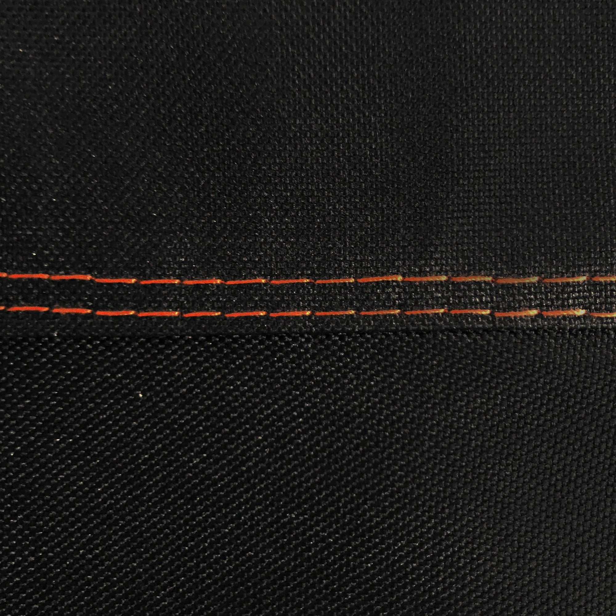 Close up of double stitched seams on the Masterbuilt Gravity Series BBQ cover