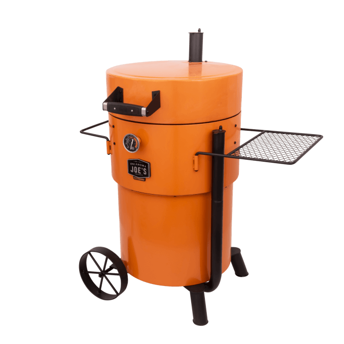 Side view of Oklahoma Joe’s Bronco Pro Charcoal Smoker showing side grate