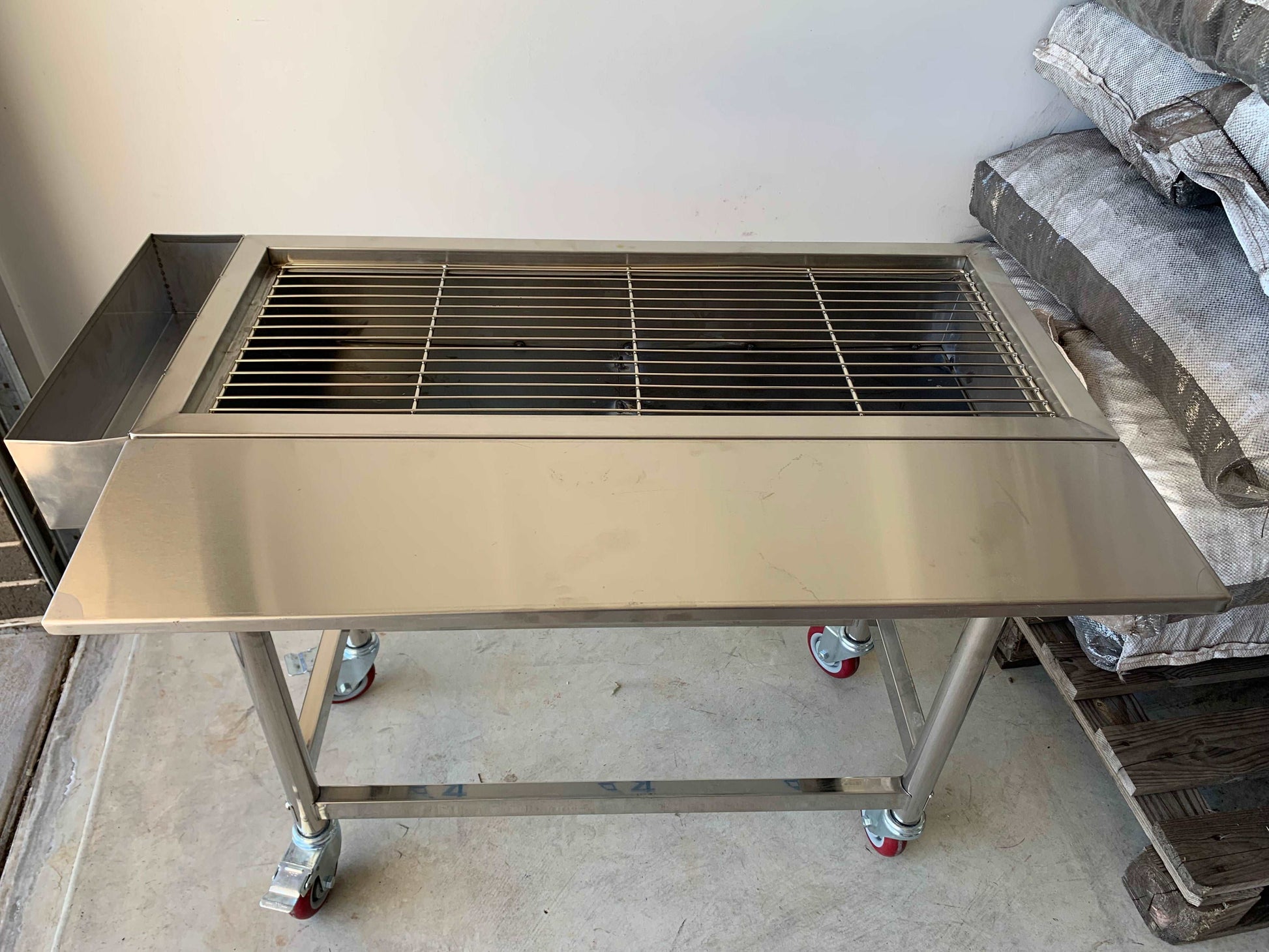 Portable Charcoal BBQ - Charcoal Grill Sydney BBQs and Rotisseries 
